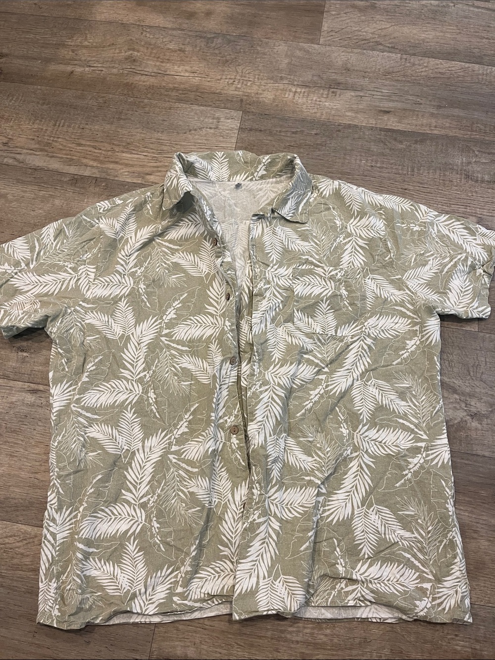Men's Olive Green Leaf Print Short-Sleeve Shirt